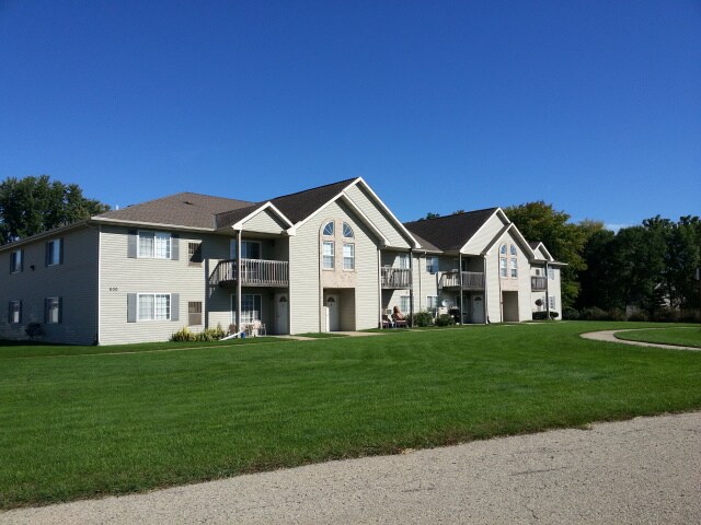 Primary Photo - 600 Robin Rd