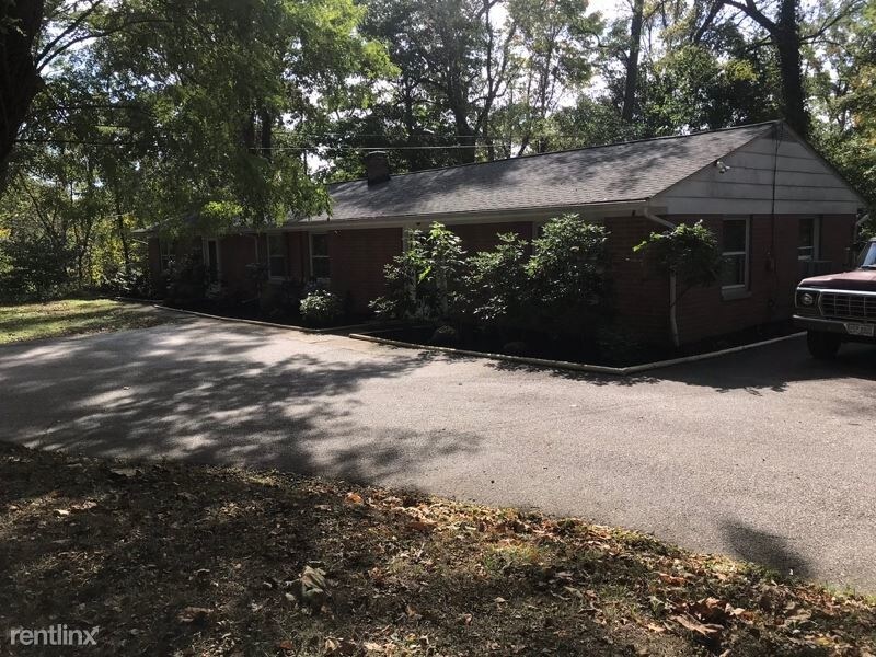 Foto del edificio - 7900 Kirtland Chardon Rd