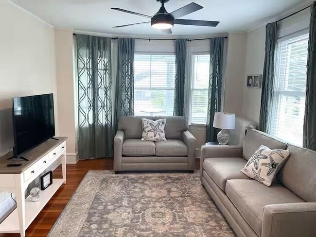 Building Photo - 41 Merton Rd