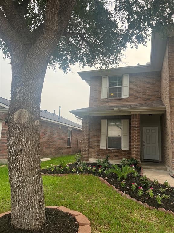 Foto del edificio - 9726 Angleside Ln