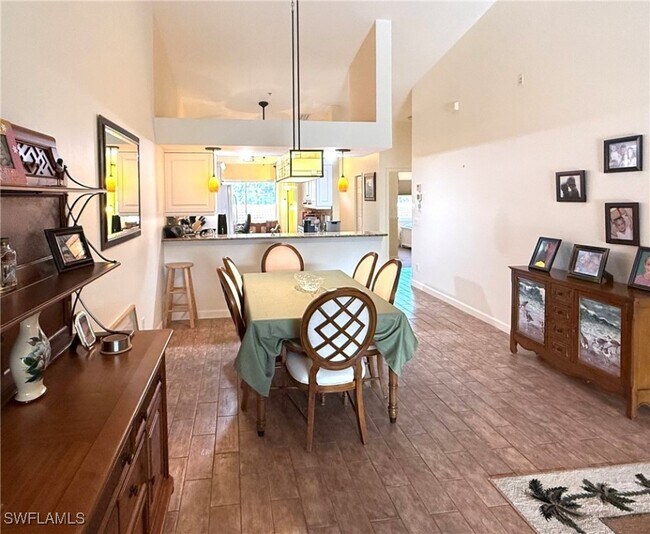 Foto del edificio - 6680 Beach Resort Dr