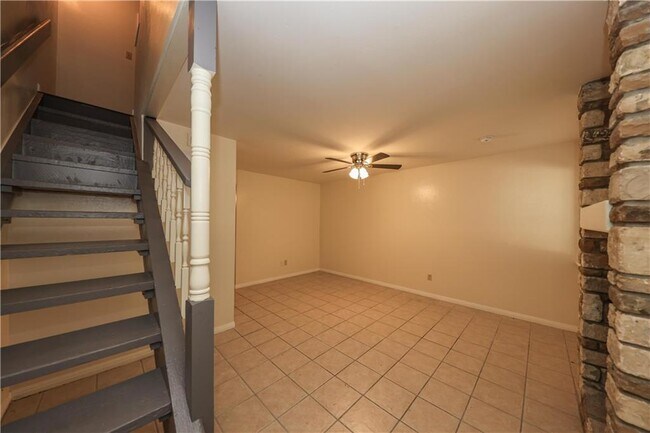 Foto del edificio - 6 Brookmeadow Dr