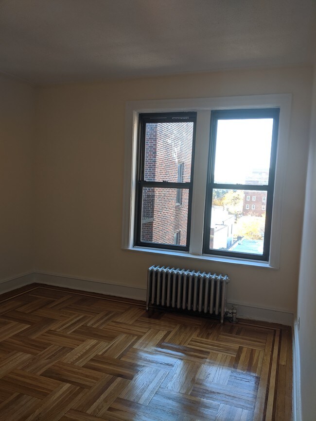 Building Photo - 401 Schenectady Ave