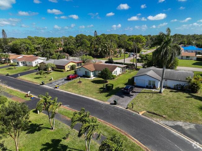 Ranch-style homes are very popular in Greenacres.