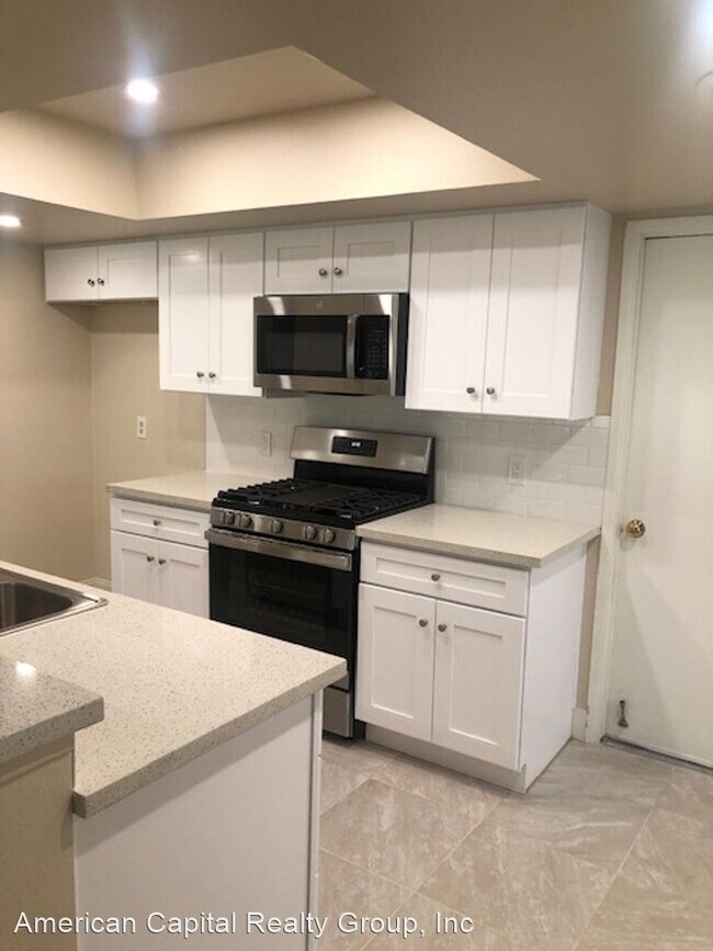 Foto del edificio - 4 br, 2 bath House - 5341 Cambridge Avenue