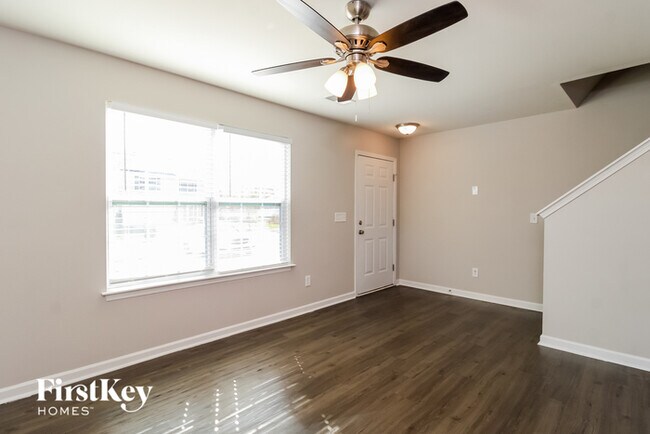 Building Photo - 5407 Silverbrook Dr