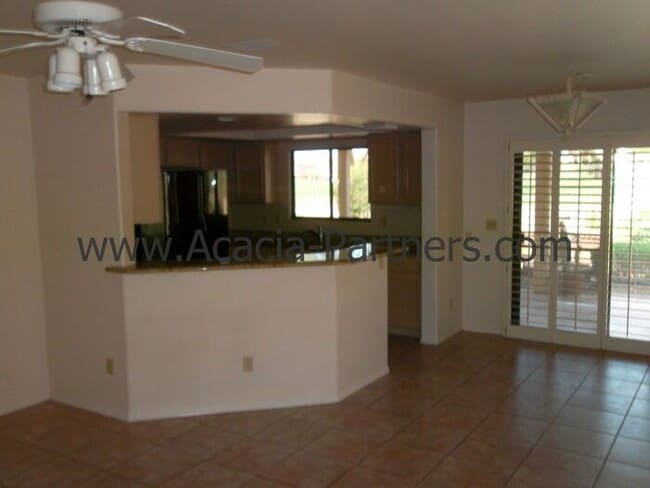 Building Photo - 4 Bedroom  in gated community on Golf Course
