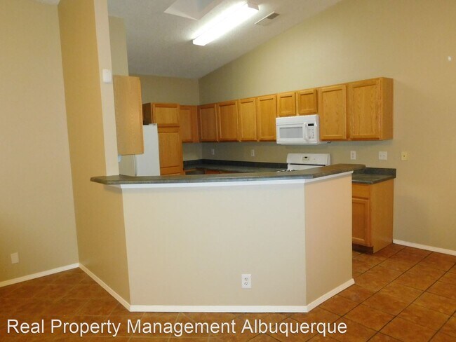 4 br, 2 bath House - 5404 Sicily Rd NW photo'