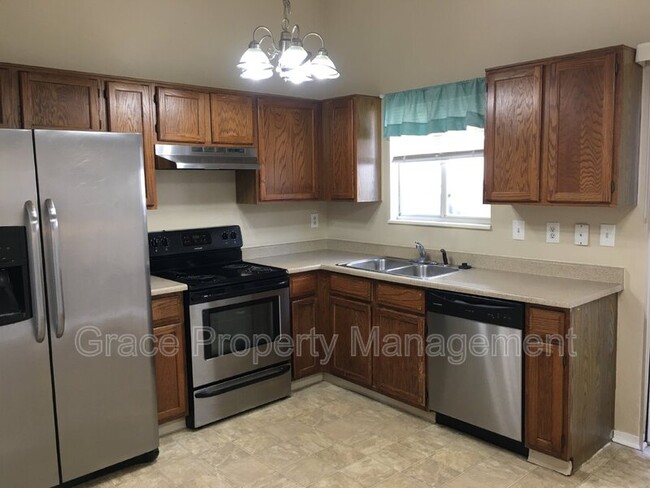 Foto del edificio - 6328 Newton Ct