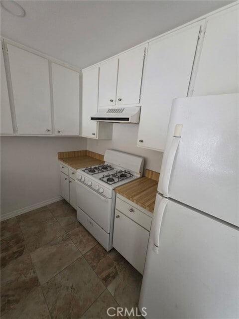 Building Photo - 404 Orange Blossom