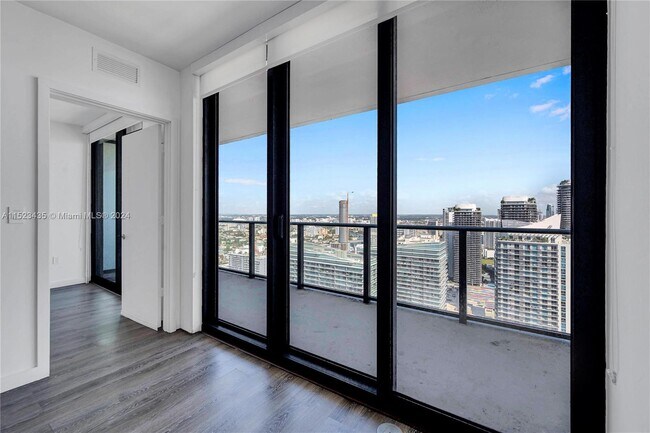 Building Photo - 1300 S Miami Ave