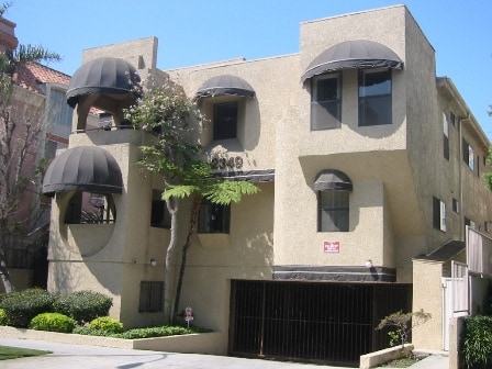 Building Photo - 2349 S Bentley Ave