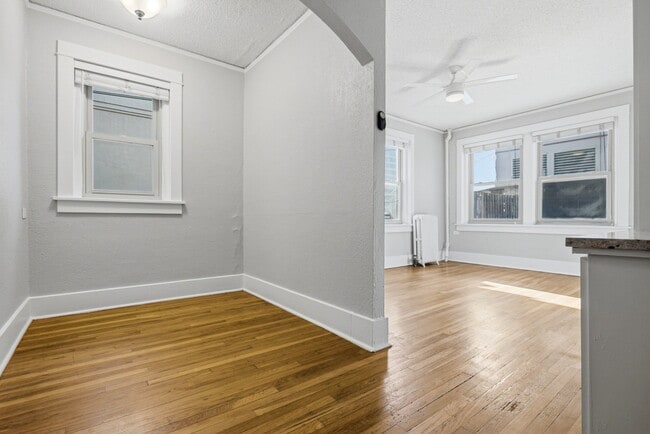 Foto del edificio - Uptown Terrace