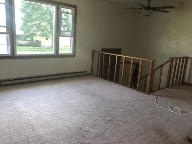 Foto del edificio - 855 Mindy Lane