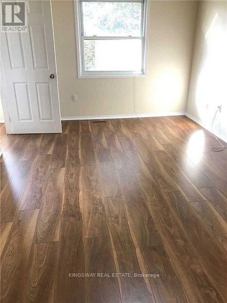 Photo du bâtiment - 1078 Glenbrook Ave