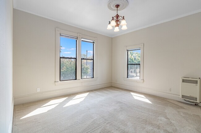 Foto del edificio - 1541 Bay St