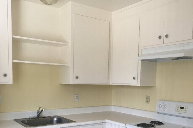 Kitchen View - 3053 Pearl Ave