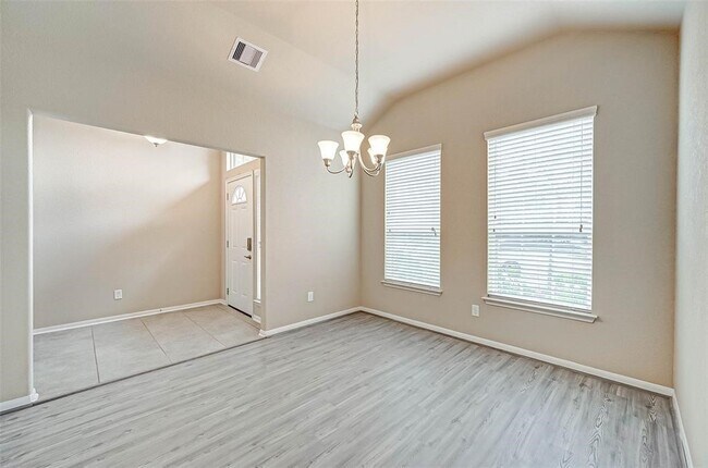 Building Photo - 19007 Moss Bay Ln