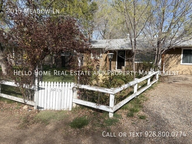 Building Photo - 3015 Meadow Ln