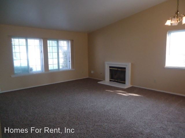 Foto del edificio - 3 br, 2 bath House - 2235 W. Harold Ct