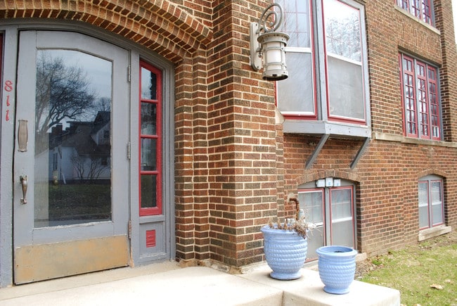 Building Photo - The Delester Apartments