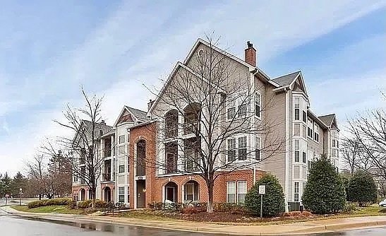 Building Photo - 20419 Riverbend Sq