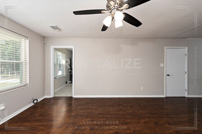 Foto del edificio - Beautifully Updated 4-Bedroom Home in West Mobile!