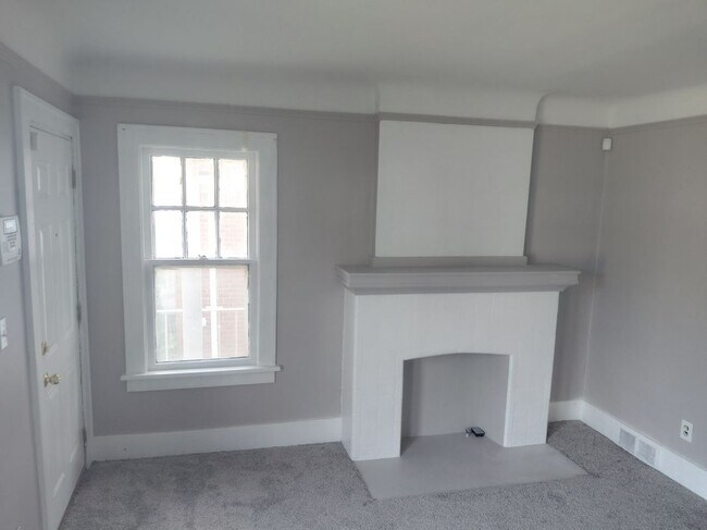 Foto del edificio - 13925 Cherrylawn St