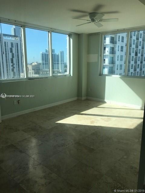 Building Photo - 253 NE 2nd St