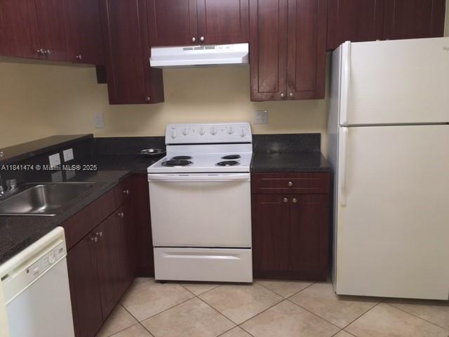 Foto del edificio - 9855 Nob Hill Ln