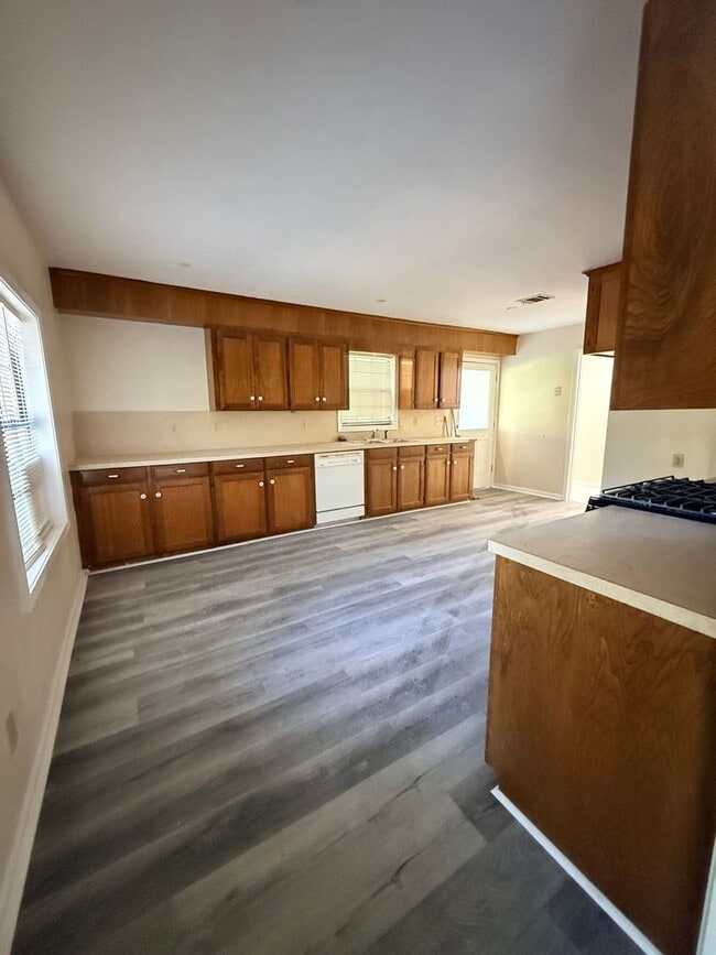 Foto del edificio - Charming Family Home in Blanchard, La!