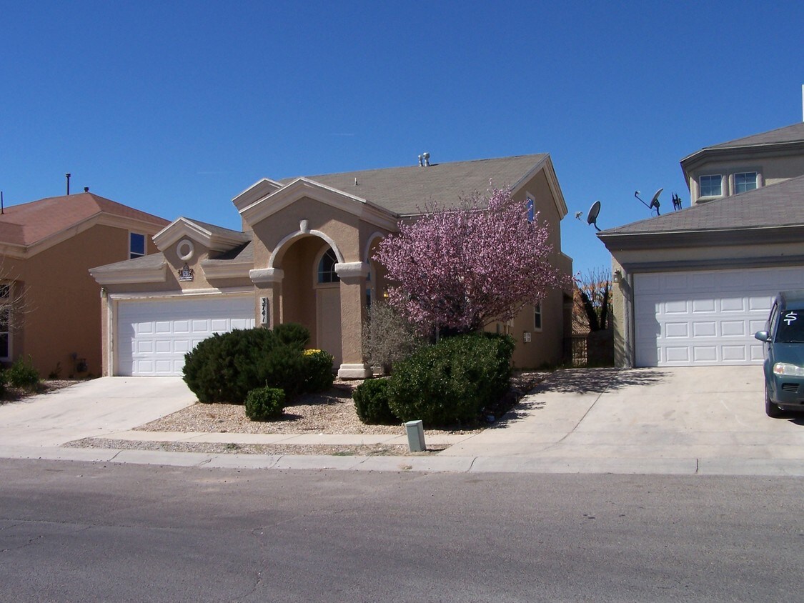 Primary Photo - 3741 Texas Star St