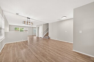 Building Photo - 15007 Sugar Sands Dr