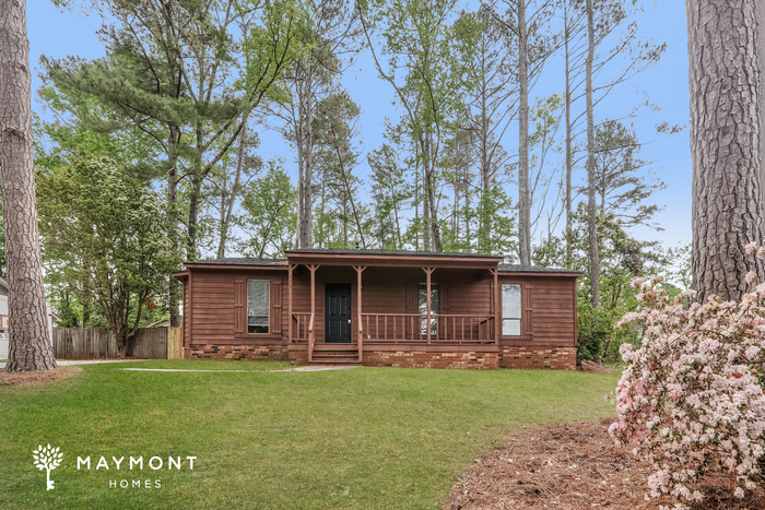 Foto principal - Warm and Welcoming 3-Bedroom Home