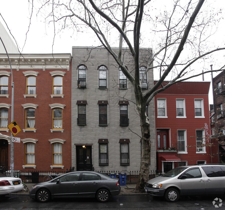 Building Photo - 113 N 8th St
