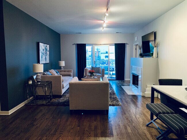 Foto del edificio - 912 W Chicago Ave