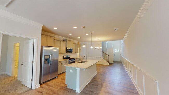 Building Photo - 816 Riley Ln