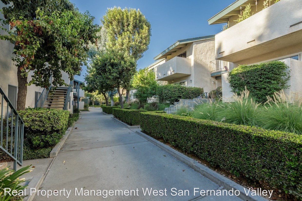 61 Apartments Available for Rent in Granada Hills, CA