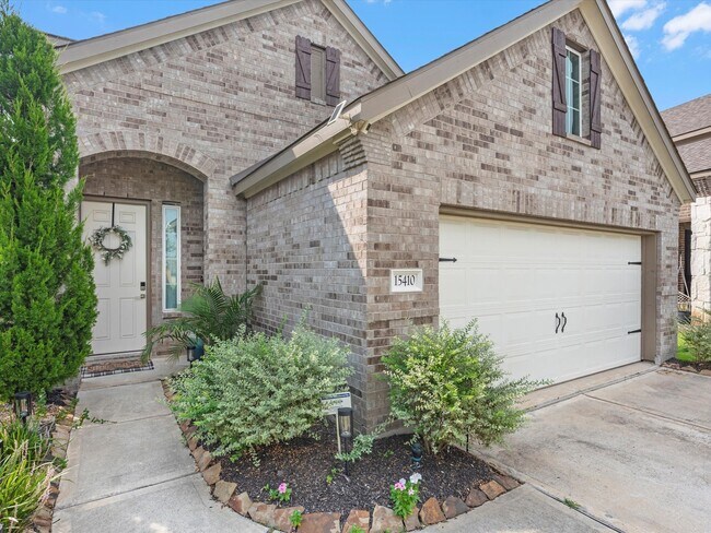 Building Photo - 15410 Cordach Dr