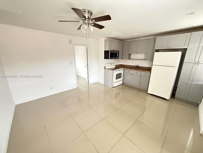 Foto del edificio - 101 NE 41st St