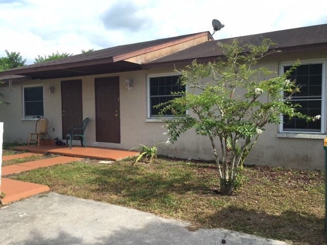 Foto principal - 12239 Van Loon Ave