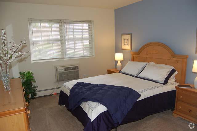 Fox Pointe Apartment Homes - Hi Nella, NJ | Apartments.com