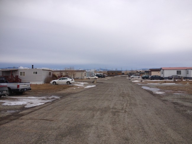 Foto del edificio - Dakota Valley Park Mobile Home Park