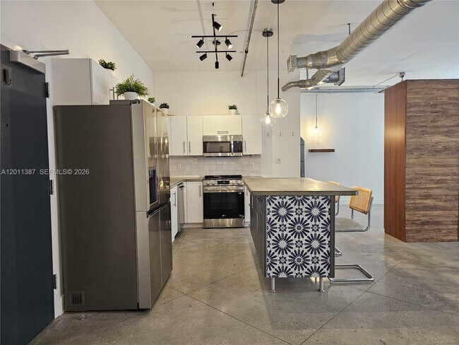 Foto del edificio - 444 NE 30th St