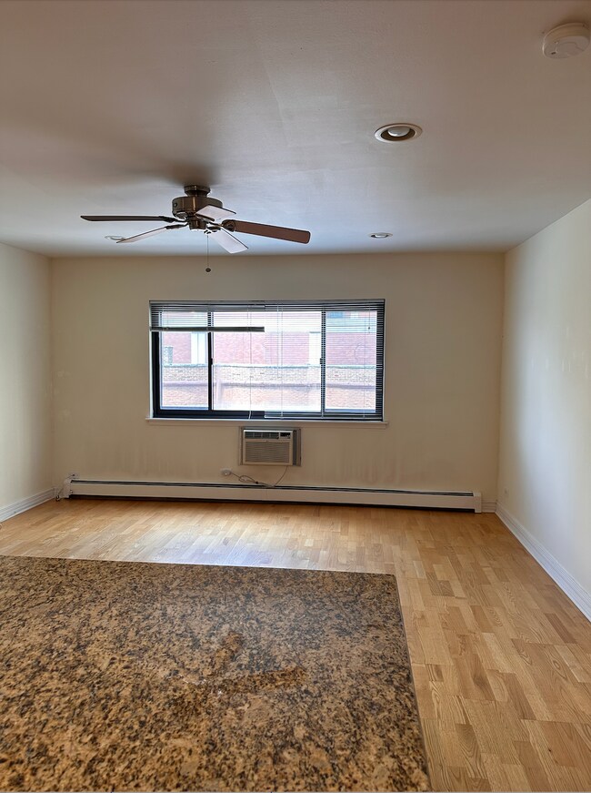 Foto del edificio - 455 W Saint James Pl