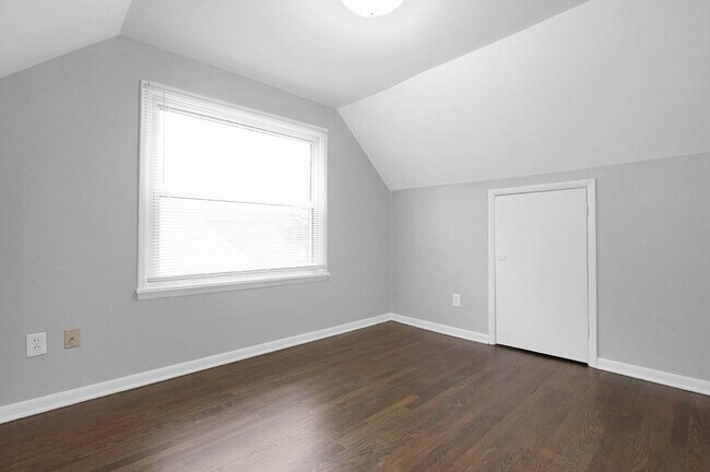 Foto del edificio - 2229 Middlehurst Dr