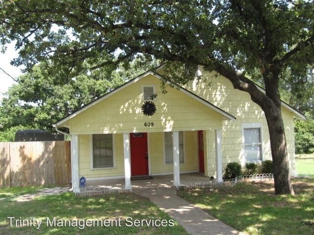 Foto principal - 3 br, 1 bath House - 609 Sloan Street