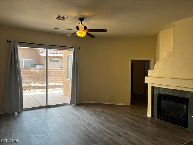 Foto del edificio - 2854 Red Rooster Ct