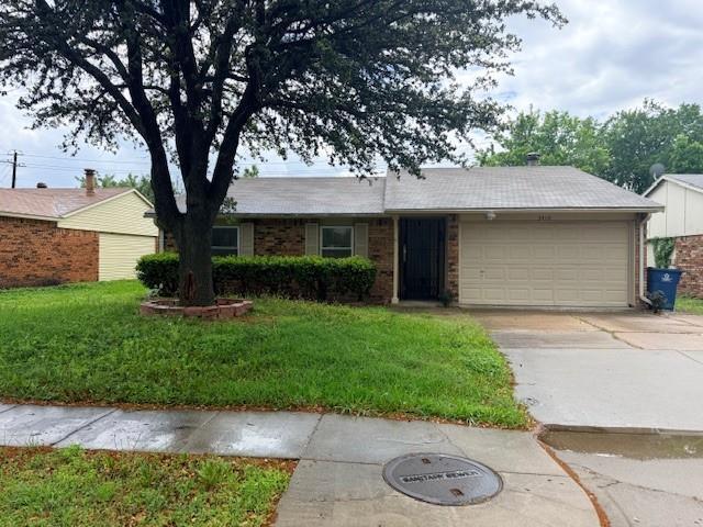 Foto del edificio - 3410 Maple Ln