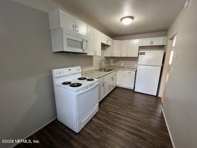 Foto del edificio - 3119 Belden Cir